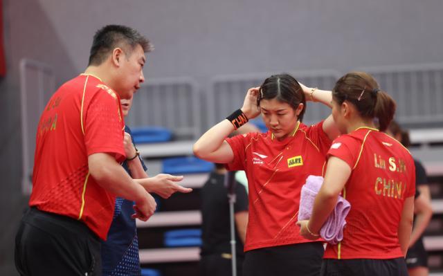 开云 官网 入口-国乒热身女一团不敌二团 单双打均有失利暴露问题