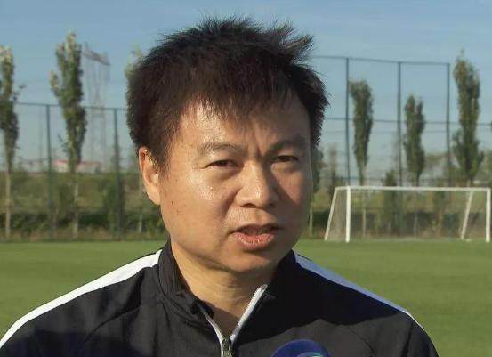 开云 官网 入口-津门虎乘高铁回津受球迷迎接 新外援或间歇期到队