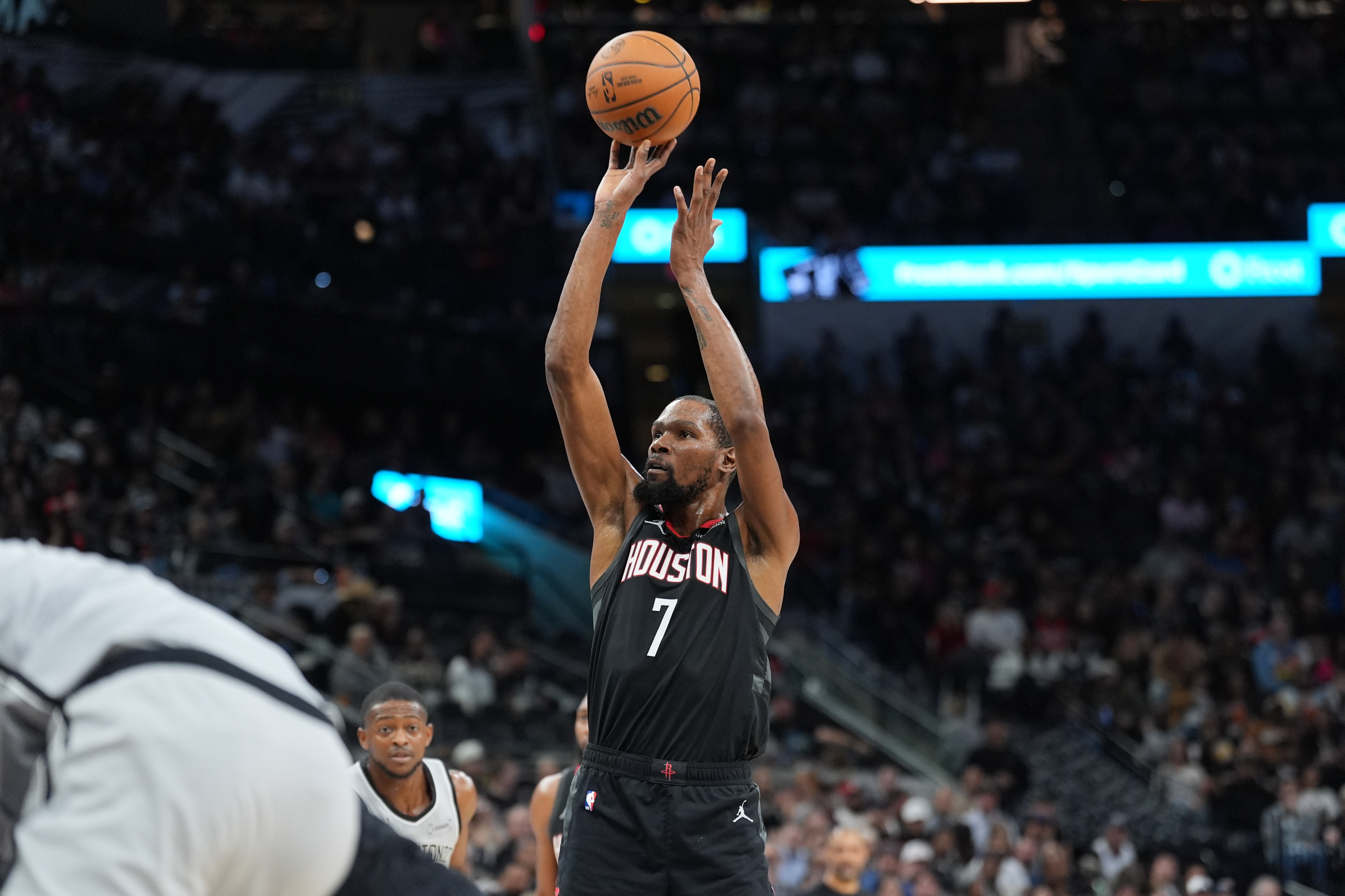 kaiyun-杜兰特生涯第343场至少30分且TS60%+ 历史第二多&amp;詹姆斯411第一